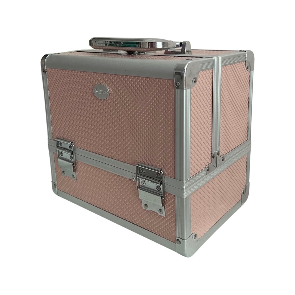 makeup train case